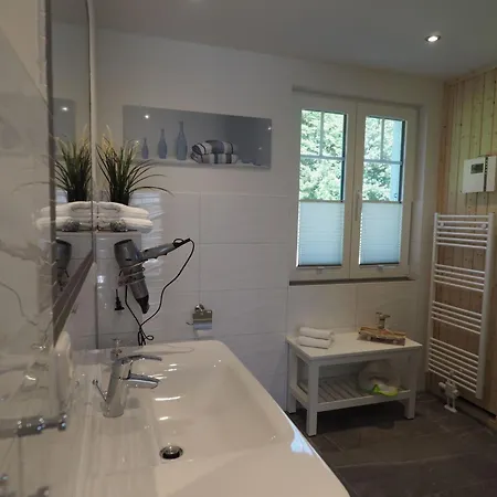 Traeumen Unter Reet By Interhome Rerik
