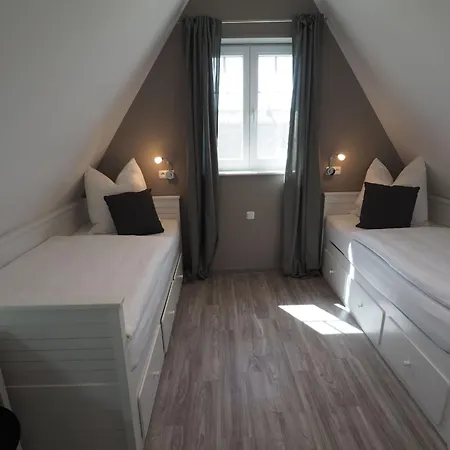 Traeumen Unter Reet By Interhome Nyaraló Rerik